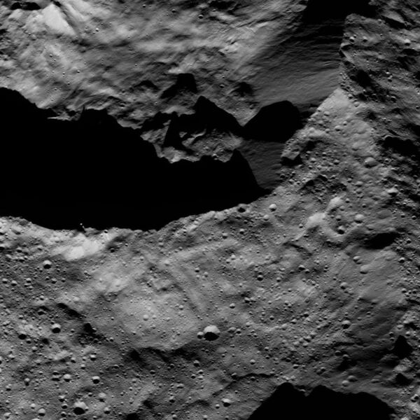 File:PIA20860-Ceres-DwarfPlanet-Dawn-4thMapOrbit-LAMO-image140-20160617.jpg