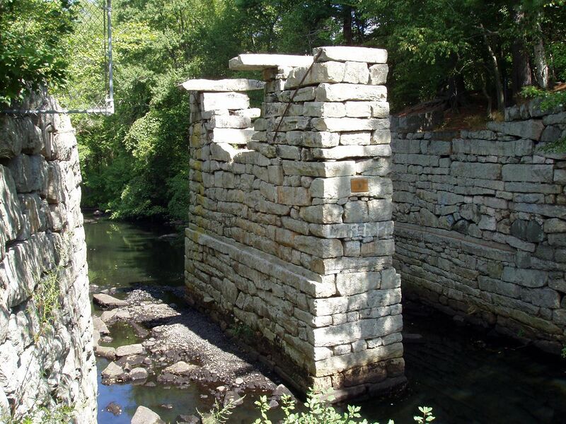 File:Shawsheen River Aqueduct, Middlesex Canal, Massachusetts.JPG