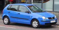 Front-three-quarter view of a small five-door car with a two-box body style fitted with hubcaps.