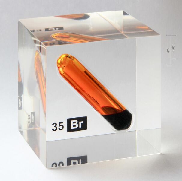 File:Bromine vial in acrylic cube.jpg