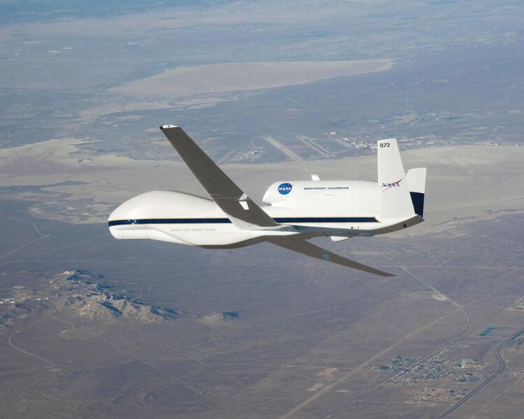 File:Global Hawk, NASA's New Remote-Controlled Plane - October 2009.jpg