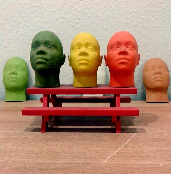 File:Miniature human face models made through 3D Printing (Rapid Prototyping).jpg