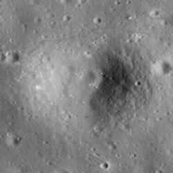 Head crater M114104917RC.jpg