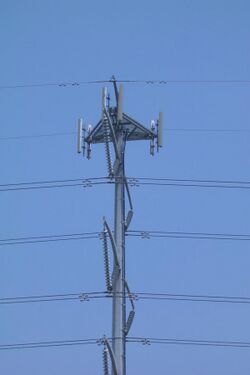 image of a cell tower