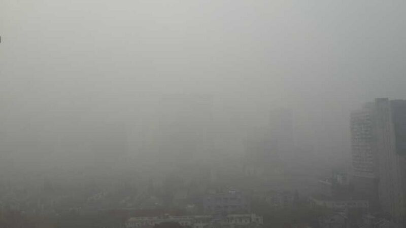 File:Shanghai haze in Huangpu Distract 20131206.jpg