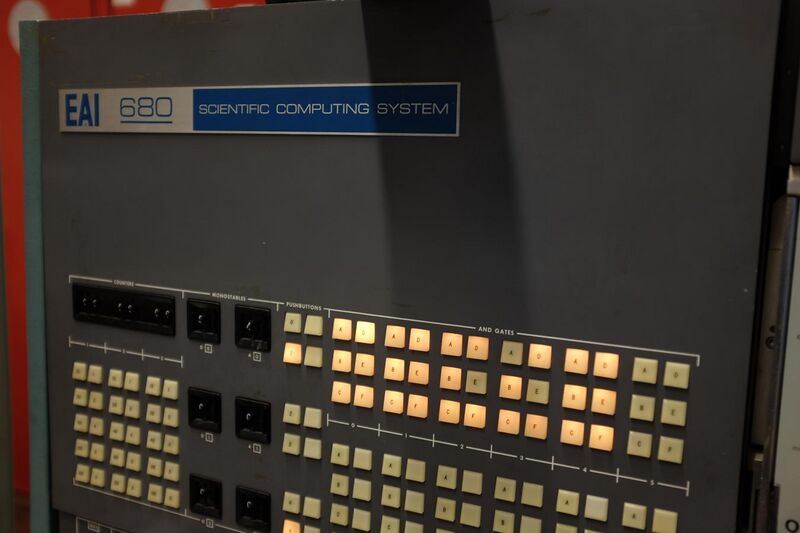 File:EAI680 analog computer front panel.JPG