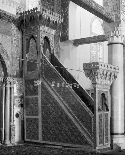 File:El Aksa (i.e., al-Aqsa) Mosque. Cedar pulpit & mihrab LOC matpc.03246 (cropped and retouched).jpg