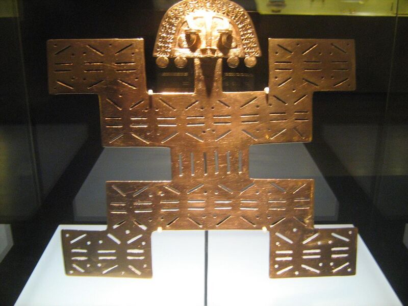 File:Museo del Oro - Tolima pectoral.jpg