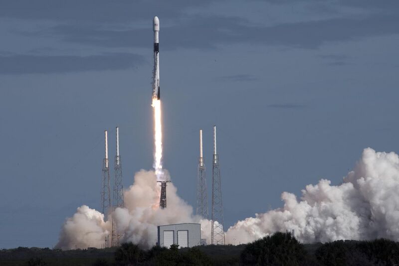 File:45th SW supports successful launch of Falcon 9 Starlink (5903425).jpeg