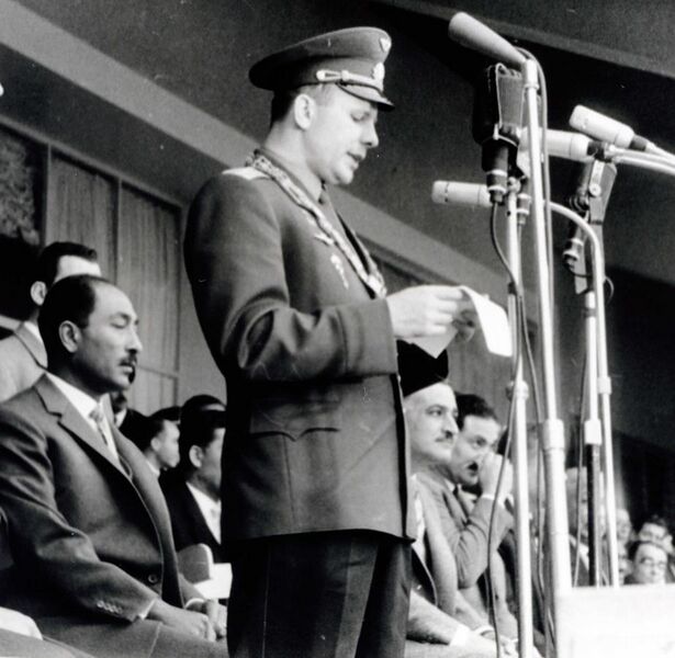File:Gagarin and Nasser and Sadat in Cairo Egypt 01-02-1962.jpg