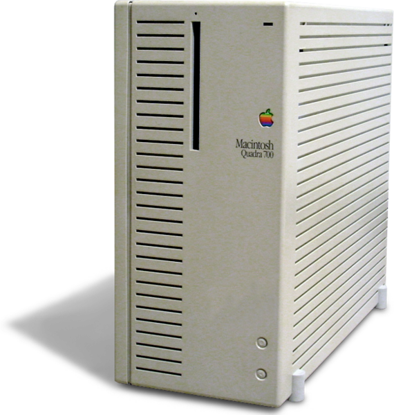 File:Macintosh Quadra 700.png