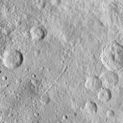 PIA20123-Ceres-DwarfPlanet-Dawn-3rdMapOrbit-HAMO-image61-20151006.jpg