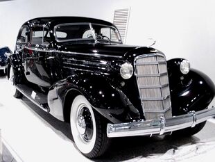 1935 Cadillac V12 Aero Coupe (7704096578).jpg