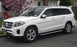 2017 Mercedes-Benz GLS 450 wagon (White), front left.jpg