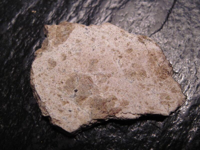 File:Bilanga meteorite, 4.3g slice.jpg