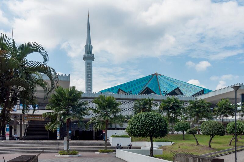 File:Kuala Lumpur Malaysia National-Mosque-04.jpg