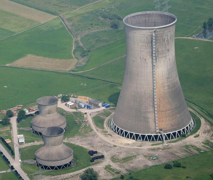 File:Power station Westfalen. Cooling towers.jpg
