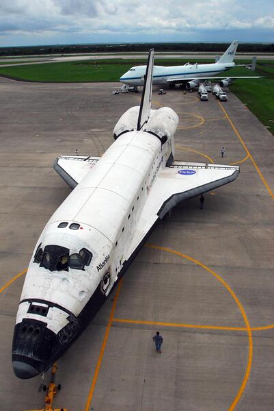 File:STS117TowedKSC.jpg