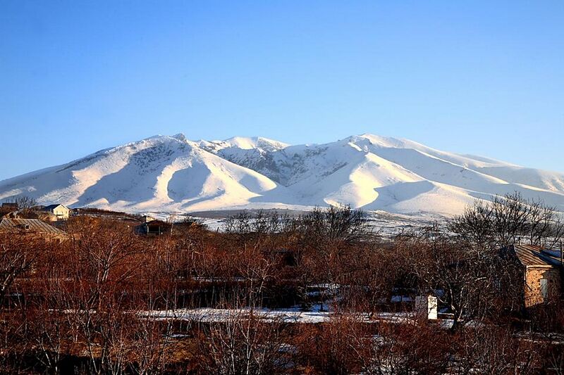 File:Mount Ara, Aragatsotn, Armenia, by Alexander Mkhitaryan.jpg