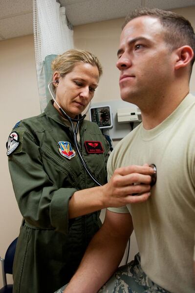 File:Airmen perform flight medicine exams 120502-F-YG608-005.jpg