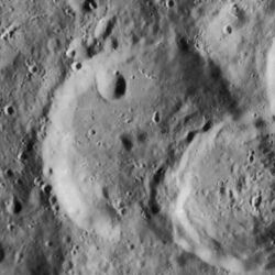 Huggins crater 4112 h2.jpg
