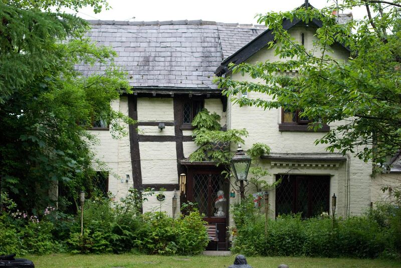 File:Ivy Cottage, Broughton, Salford.jpg