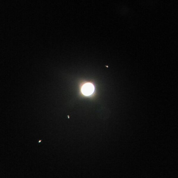 File:Jupiter-and-its-moons-amateur.jpg