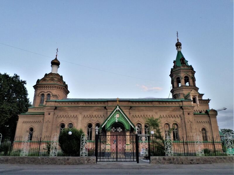 File:Orthodox church in Samarkand 19-49.JPG