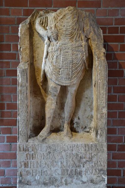 File:Römerhalle, Bad Kreuznach - Tiberius Iulius Abdes Pantera tombstone.JPG