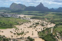 12 12 2021 Sobrevoo em áreas atingidas por enchentes no Estado da Bahia (51742956858).jpg