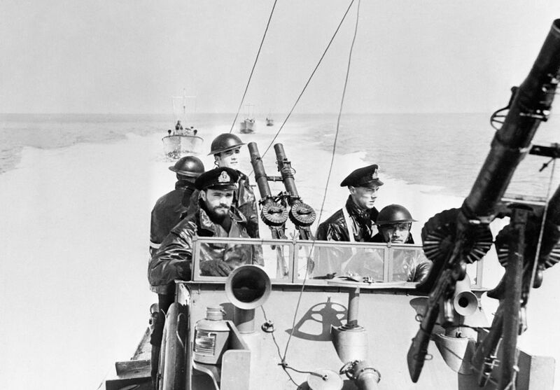 File:Royal Navy Motor Torpedo Boats on patrol, 1940. A60.jpg