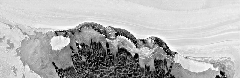 File:ESP 035924 2620 North Polar Scarp in Abalos Undae with Basal Exposure and Dunes.jpg