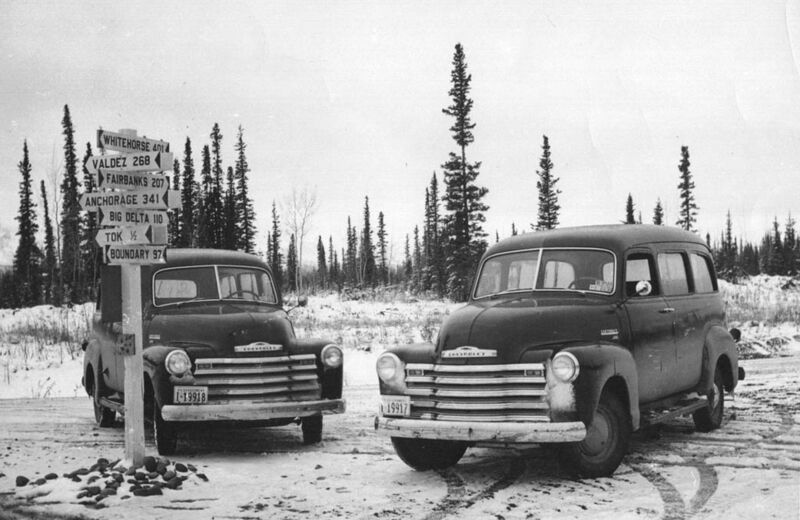 File:FWS patrol vehicles 1950.jpg