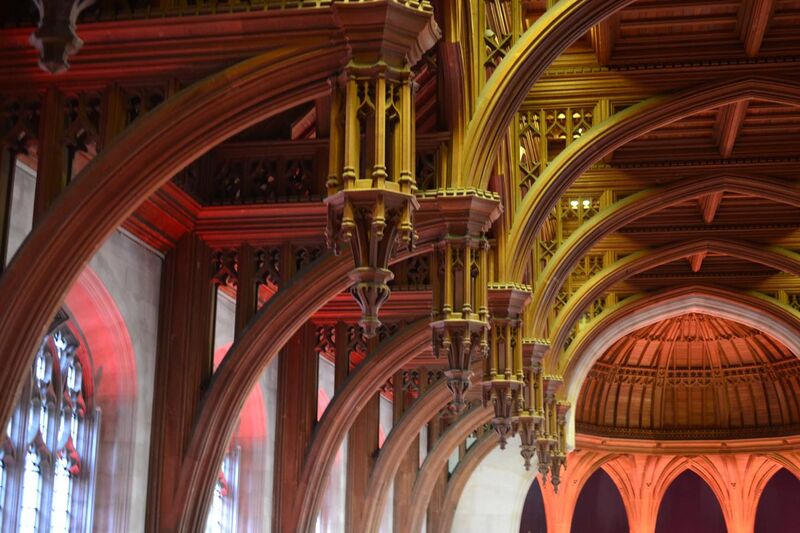 File:Hammerbeam roof in the Great Hall of the Wills Memorial Building.JPG