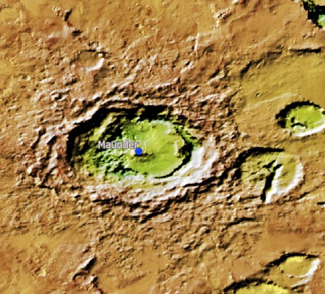 File:MaunderMartianCrater.jpg