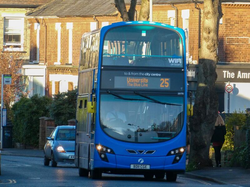 File:25 Blue Line Bus Norwich.jpg
