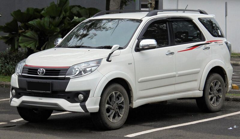 File:2016 Toyota Rush 1.5 S TRD Sportivo Ultimo wagon (F700RE; 01-25-2019), South Tangerang.jpg
