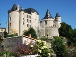 Chateau Verteuil.JPG