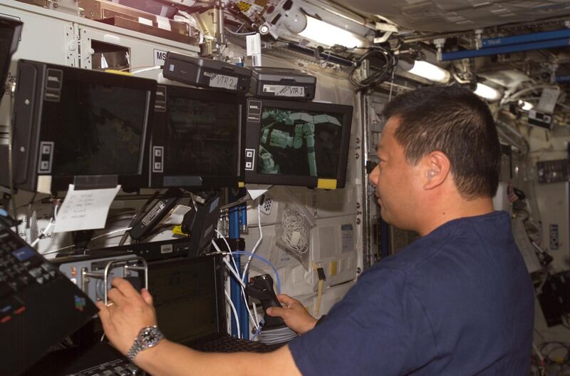File:Leroy Chiao working on Space Station Remote Manipulator System.jpg
