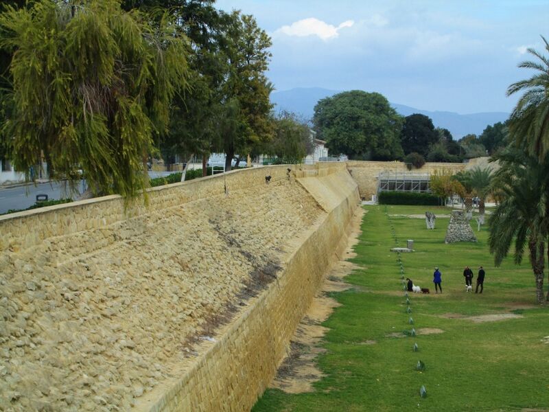 File:Venetian walls and green parks Nicosia Republic of Cyprus Kypros.jpg
