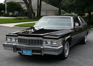 1977 Cadillac Coupe Deville (01).jpg
