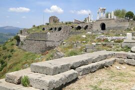 Acropolis - Bergama (Pergamon) - Turkey - 10 (5747249729).jpg