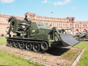 MDK-2, Котлованная машина МДК-2, Artillery museum, Saint-Petersburg pic3.JPG