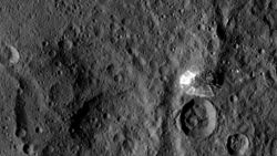 PIA19631-Ceres-DwarfPlanet-Dawn-3rdMapOrbit-HAMO-image1-20150819.jpg