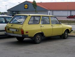 1983 Dacia 1310 Kombi Heck.jpg