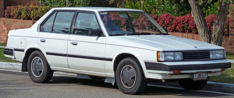 File:1983 Toyota Corona (ST141) CS-X sedan (2010-07-21) 01.jpg