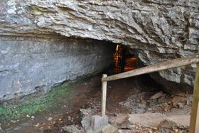 Bell Witch Cave.JPG