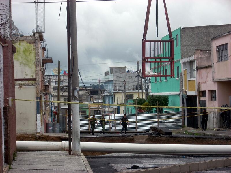 File:Guatemala City 2010 sinkhole 1.jpg
