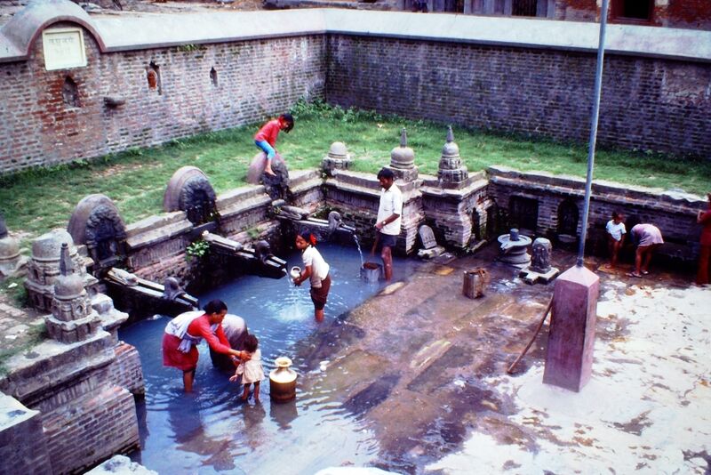 File:Public baths, Kathmandu. 1979.jpg