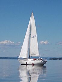 Hullmaster 27 Sailboat Snowbird 1 3924.jpg